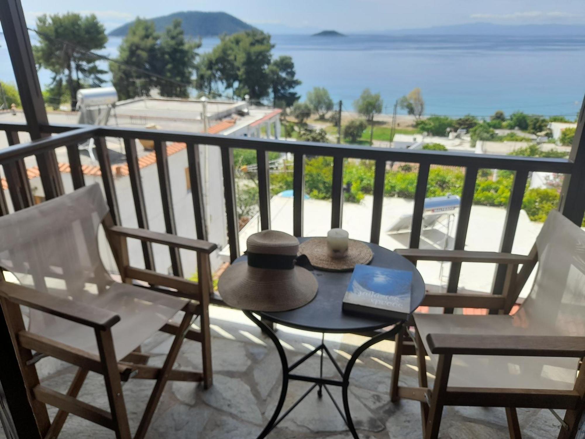 נאו קלימה Lilian Beachfront Apartments מראה חיצוני תמונה