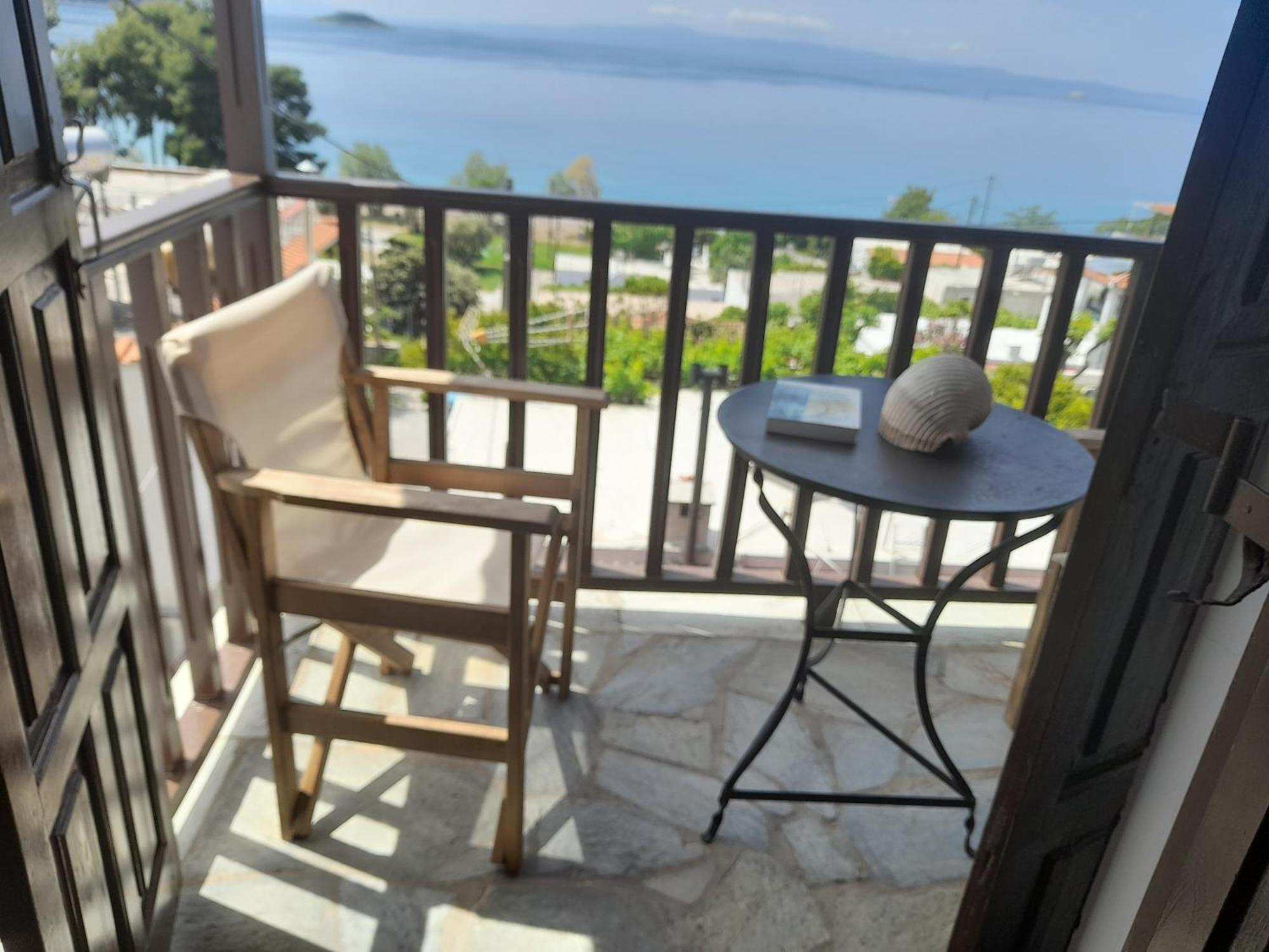 נאו קלימה Lilian Beachfront Apartments מראה חיצוני תמונה