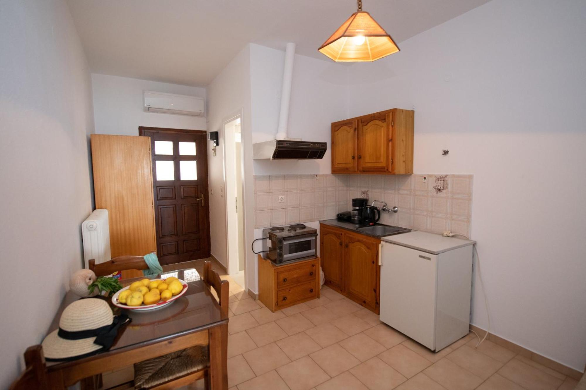 נאו קלימה Lilian Beachfront Apartments מראה חיצוני תמונה