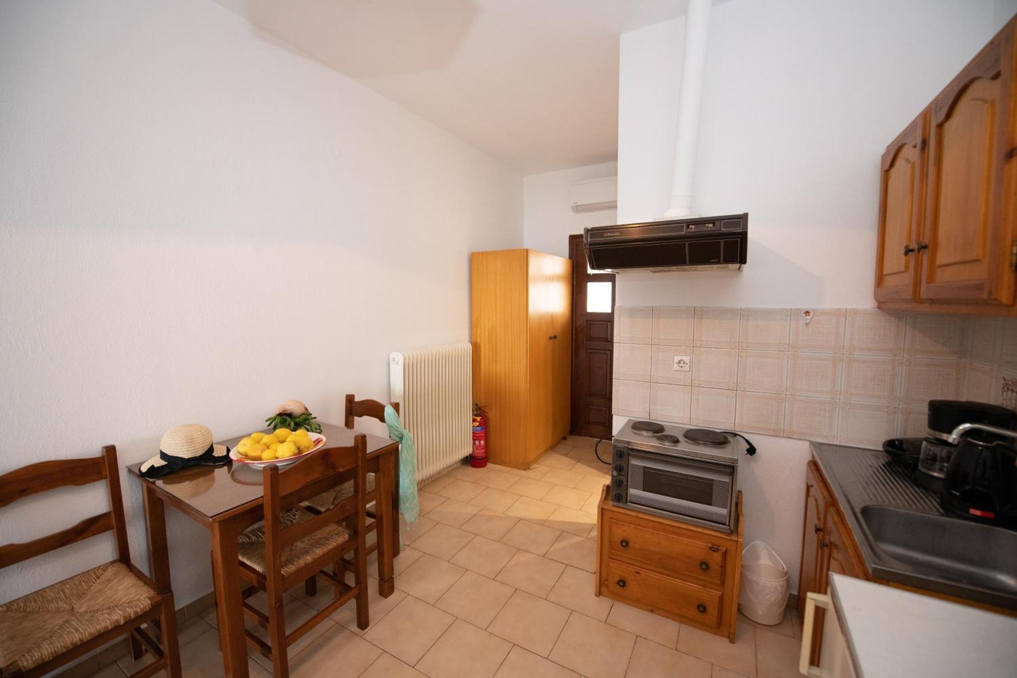 נאו קלימה Lilian Beachfront Apartments מראה חיצוני תמונה