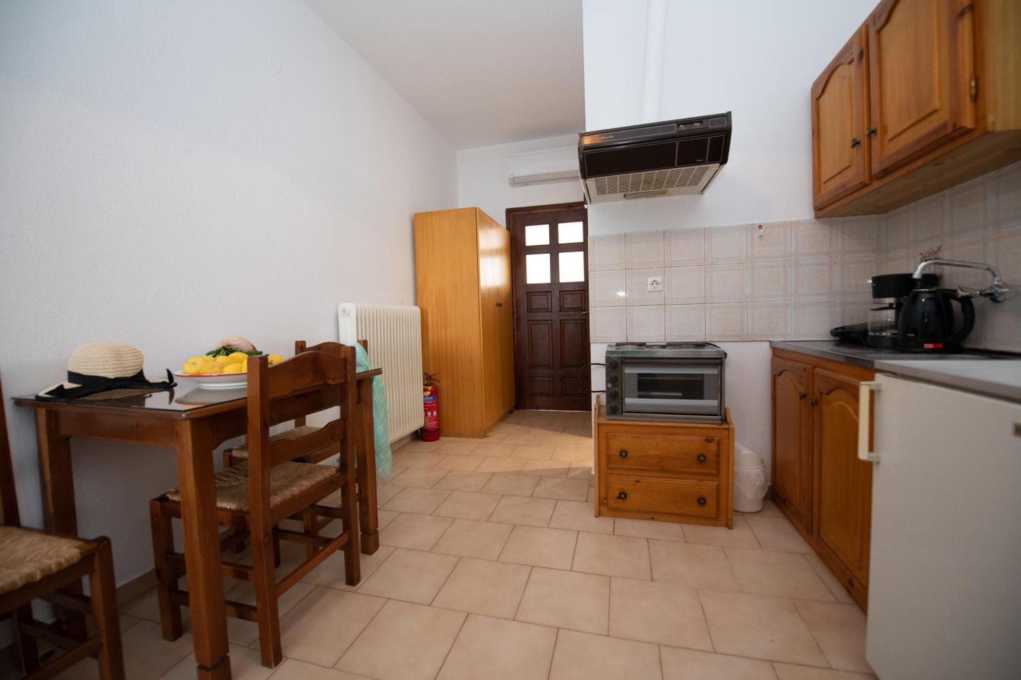 נאו קלימה Lilian Beachfront Apartments מראה חיצוני תמונה