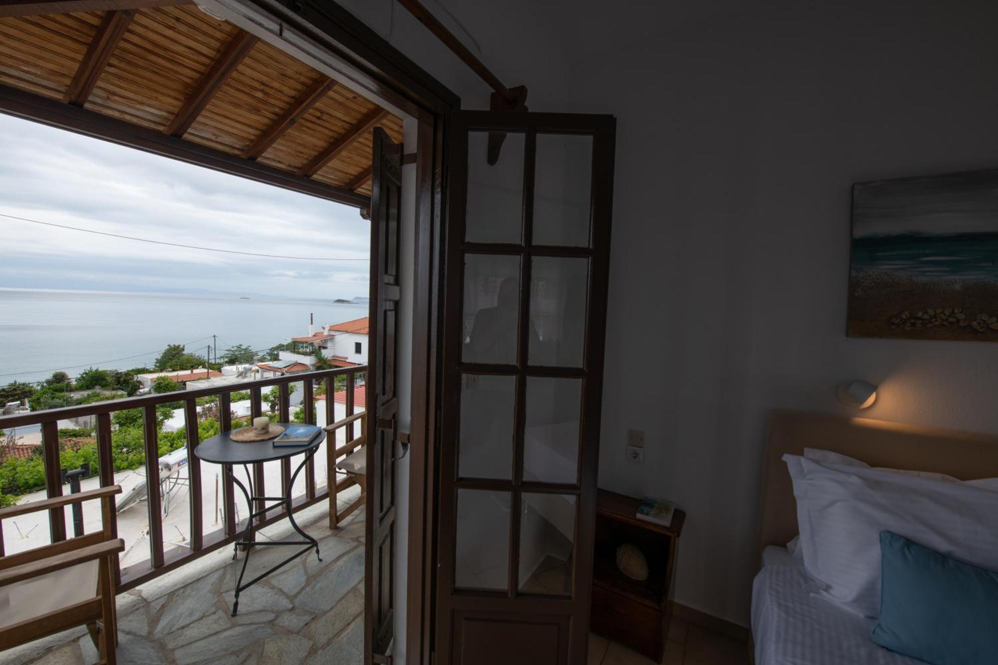 נאו קלימה Lilian Beachfront Apartments מראה חיצוני תמונה